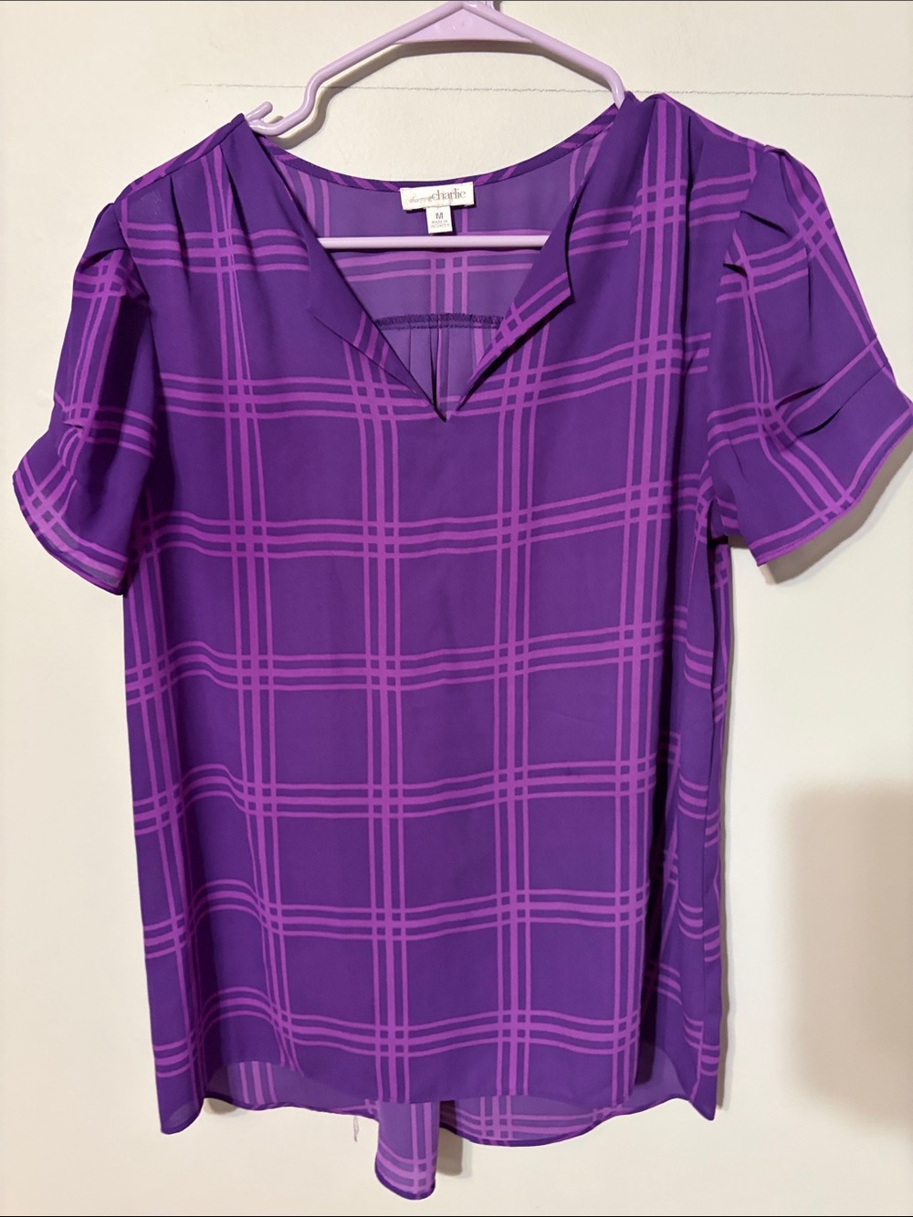 Charming Charlie Purple Plaid V-Neck Short Sleeve Blouse. Med. 💯 polyester.